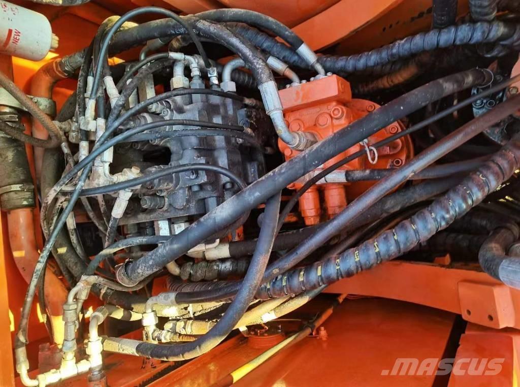 Doosan 150 W-7 Escavatori gommati