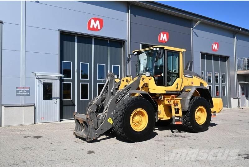 Volvo L90H Pale gommate