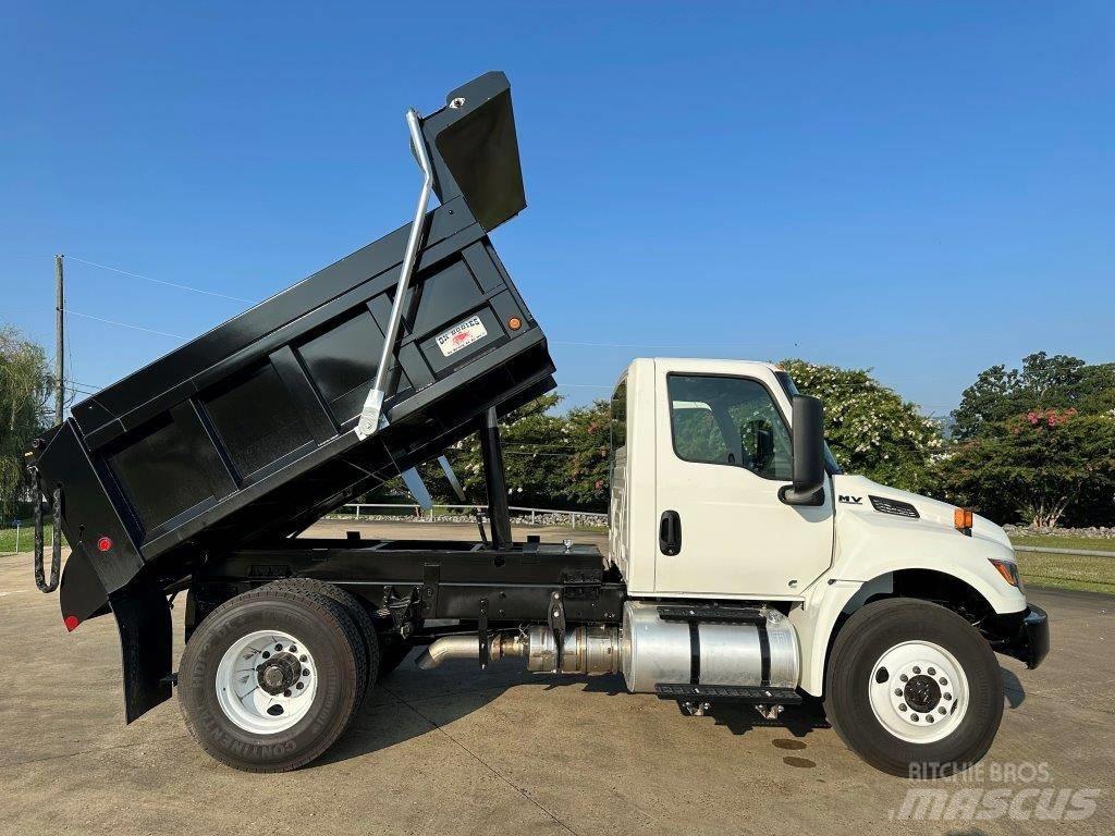 International MV Camion ribaltabili