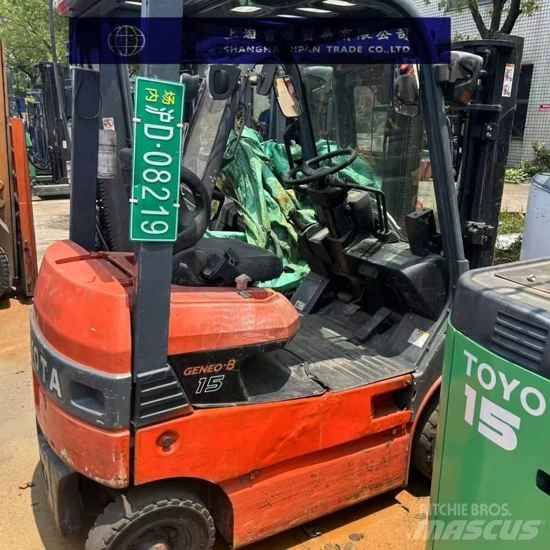 Toyota 15 Carrelli elevatori elettrici