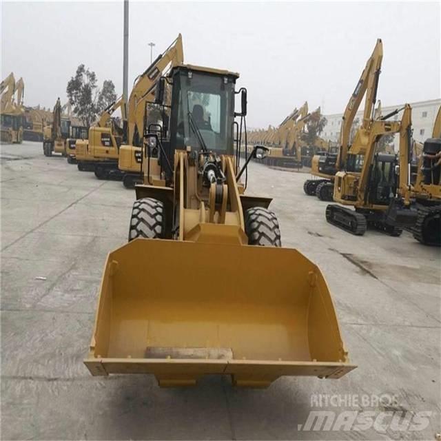 CAT 950K Pale gommate
