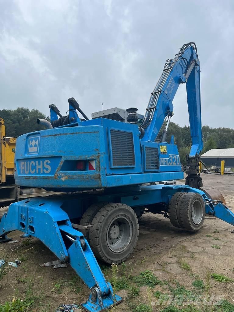 Fuchs MHL 320 Escavatori gommati