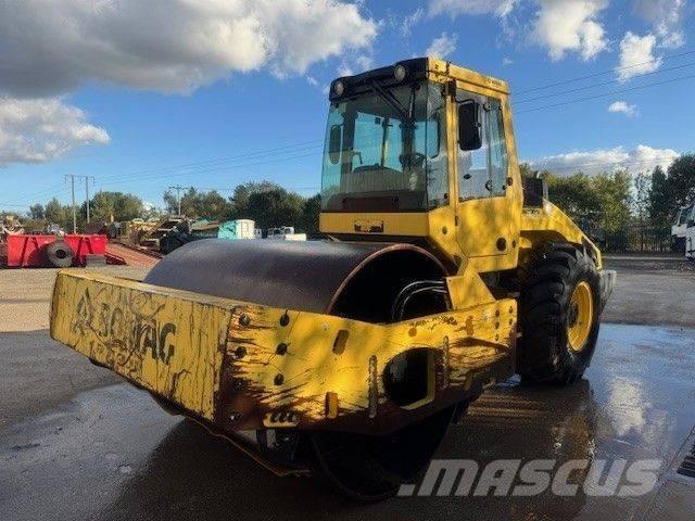 Bomag BW 216 DH-4i Rulli monotamburo