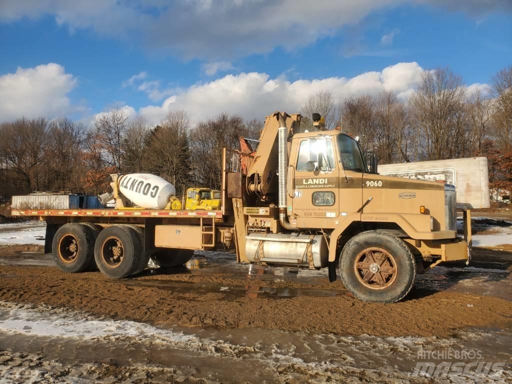 Autocar WHITE ACL64B Autogru