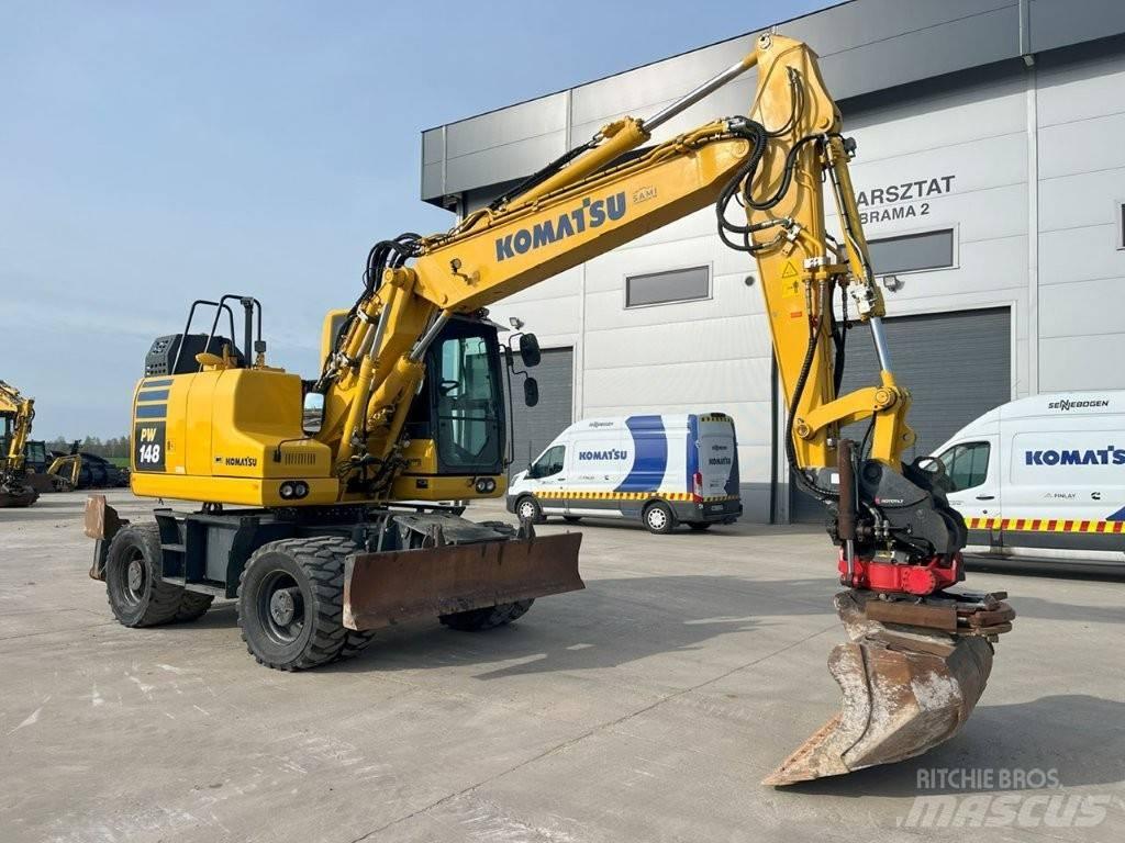 Komatsu PW 148-11 Escavatori gommati