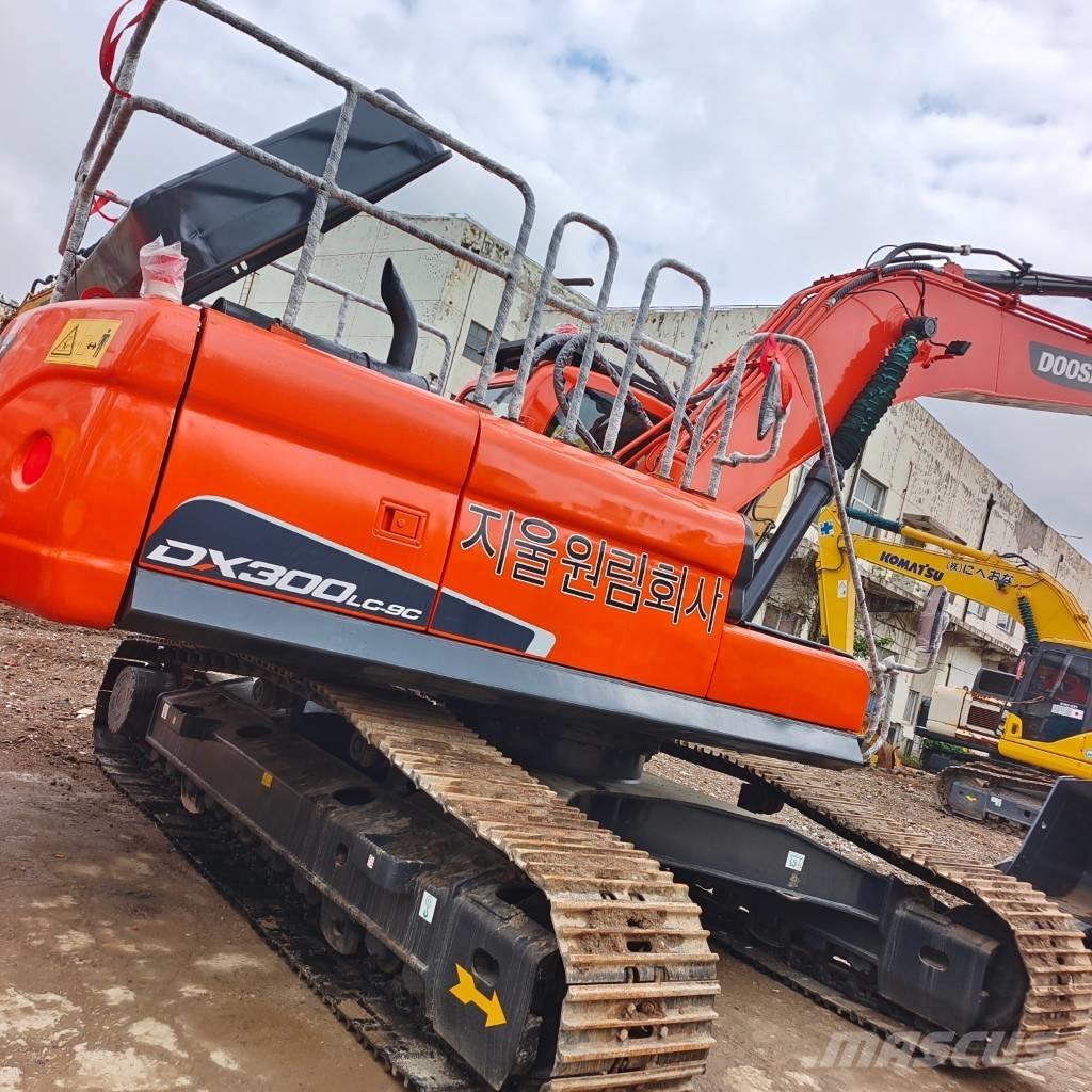 Doosan DX 300LC-9C Escavatori cingolati