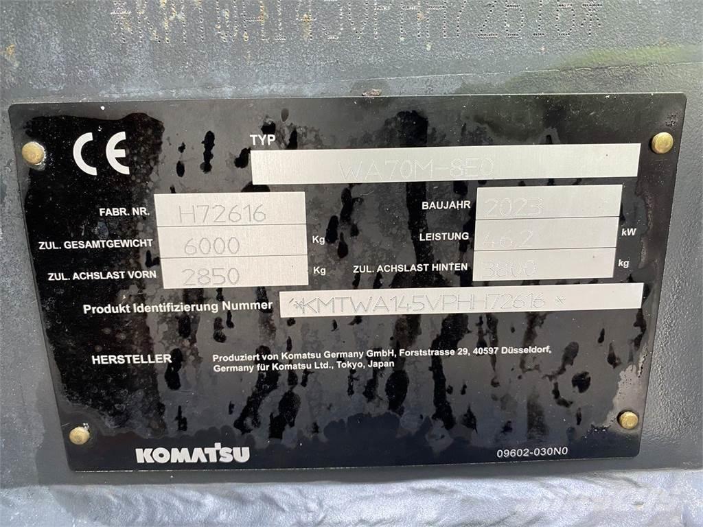 Komatsu WA70M-8EO Pale multiuso