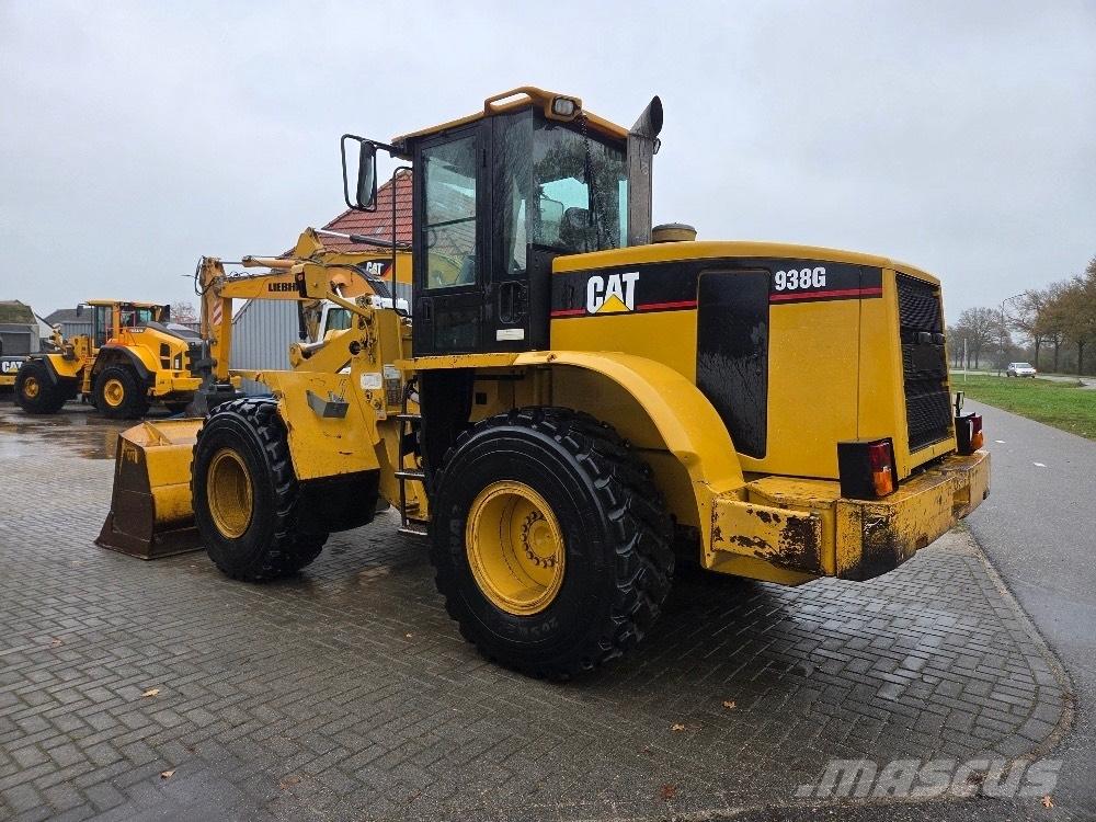 CAT 938 G Pale gommate