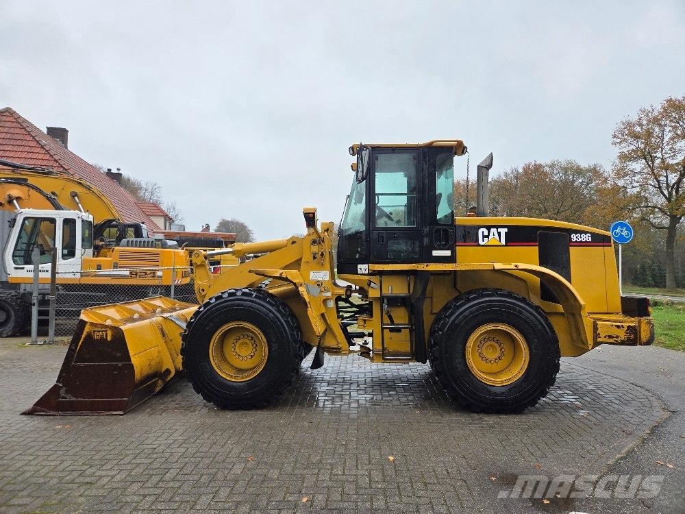 CAT 938 G Pale gommate