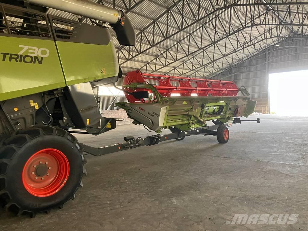 CLAAS Trion 730 Mietitrebbiatrici
