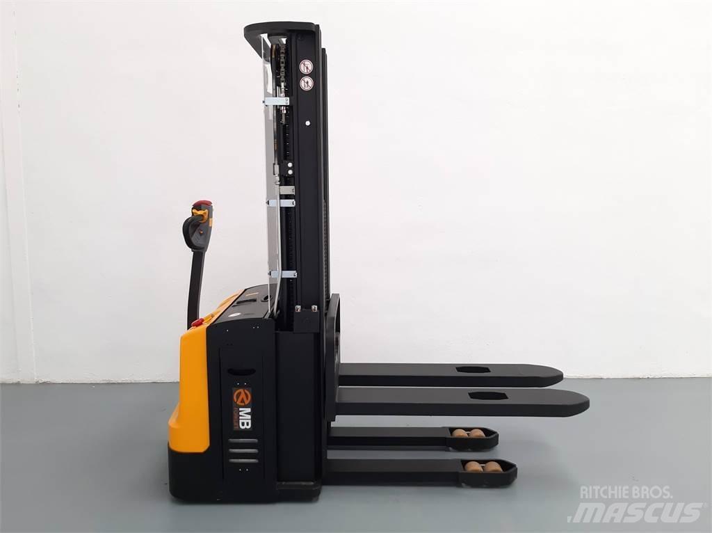  ES16 16WA 3F450 Transpallet uomo a terra