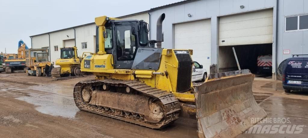 Komatsu D 61 EX-15 Dozer cingolati