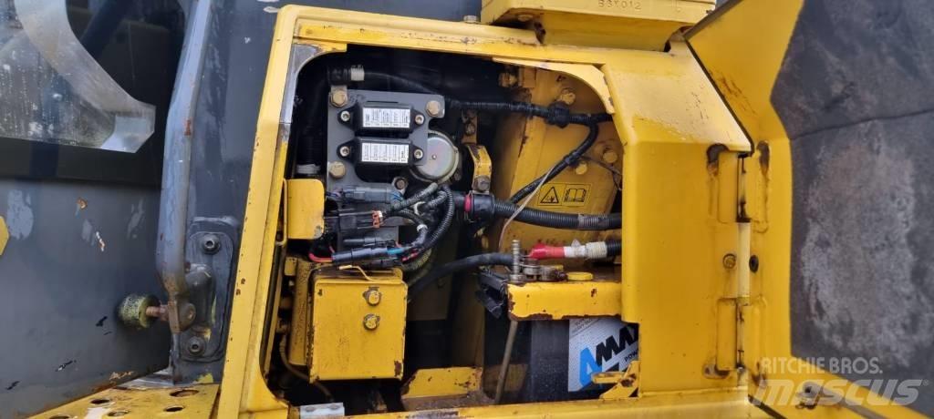 Komatsu D 61 EX-15 Dozer cingolati