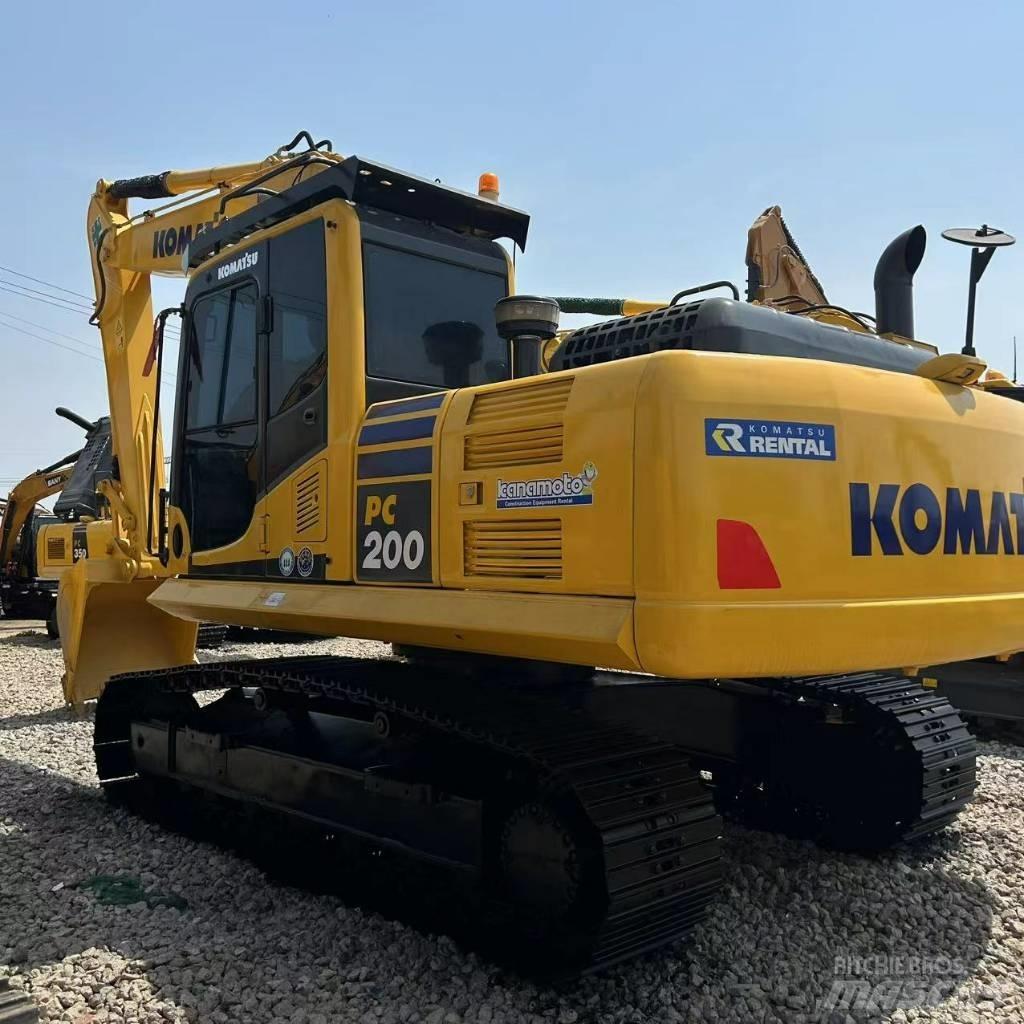 Komatsu PC 200-8 Escavatori cingolati