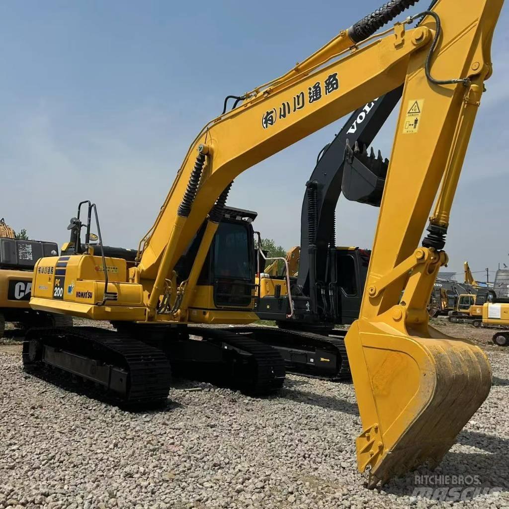 Komatsu PC 200-8 Escavatori cingolati