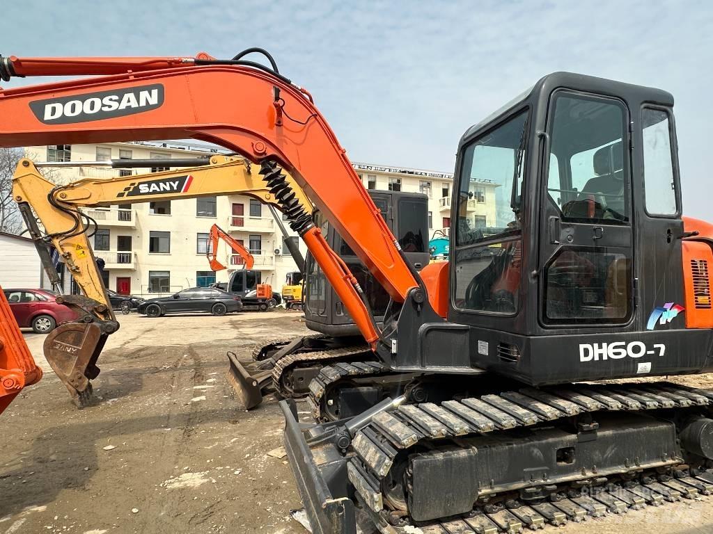 Doosan DH 60 Miniescavatori