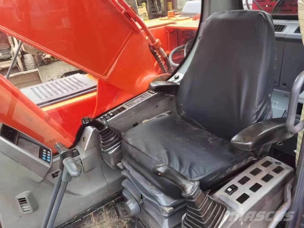 Doosan DH 225 LC-7 Escavatori cingolati