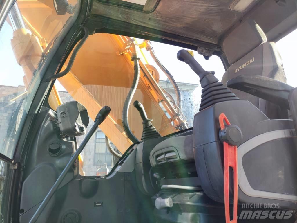 Hyundai R220NLC-9A Escavatori cingolati