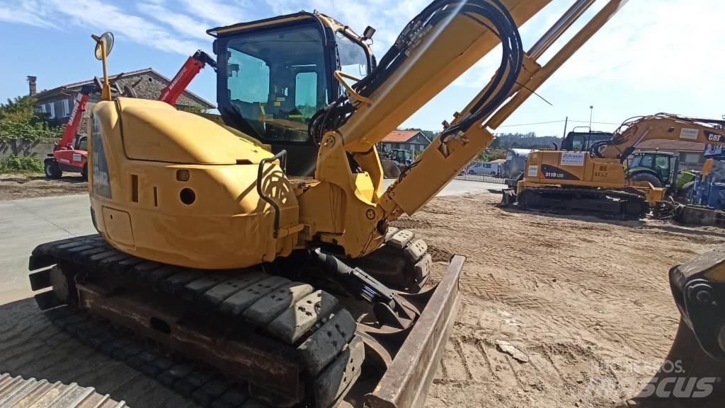 Komatsu PC118MR-8 Escavatori cingolati