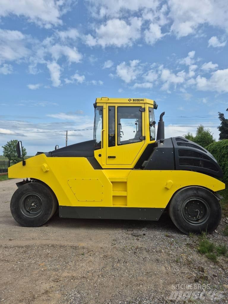 Bomag BW 24 R H Rulli gommati