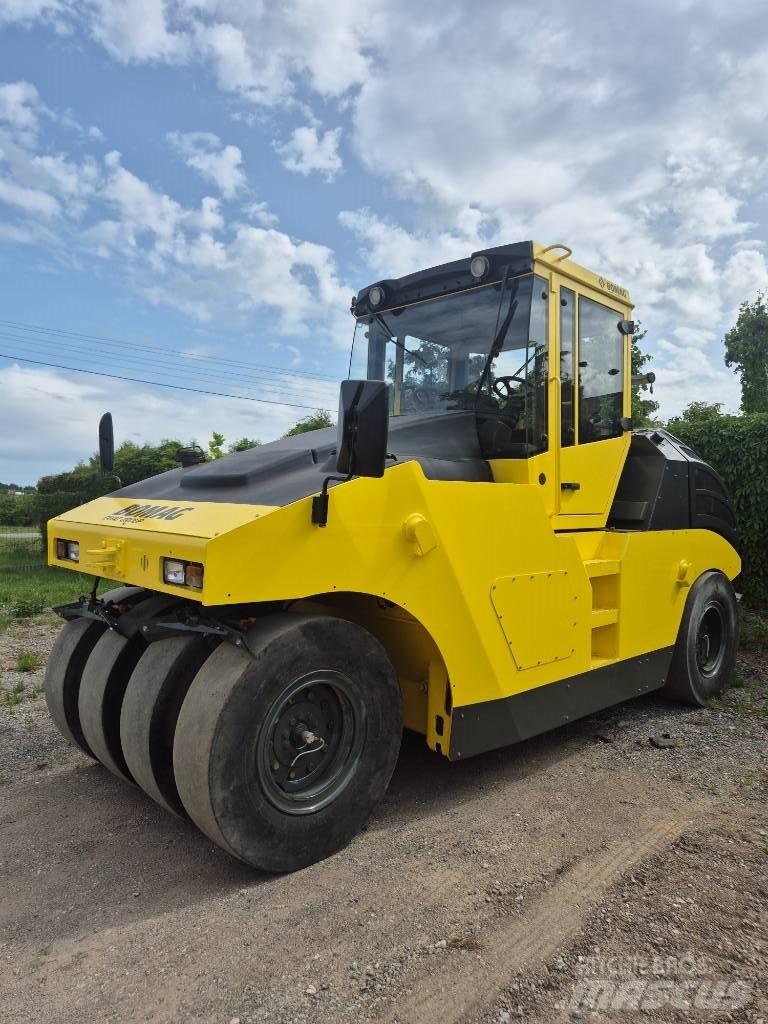 Bomag BW 24 R H Rulli gommati