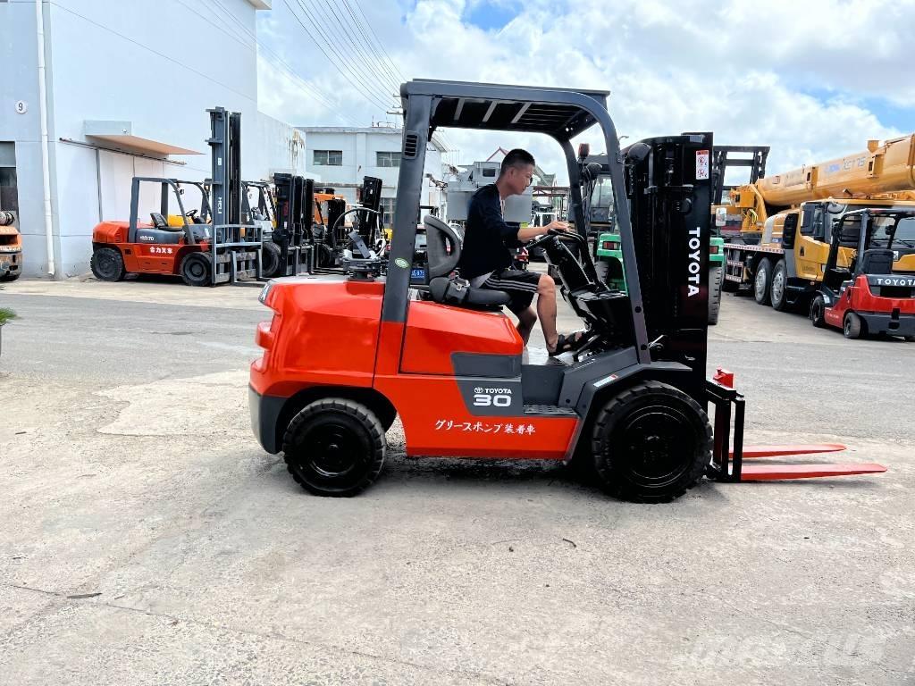 Toyota FD 30 Carrelli elevatori diesel