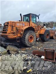 Fiat-Hitachi w230 Pale gommate