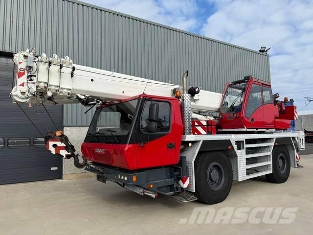 Grove GMK 2035 E Gru per tutti i terreni