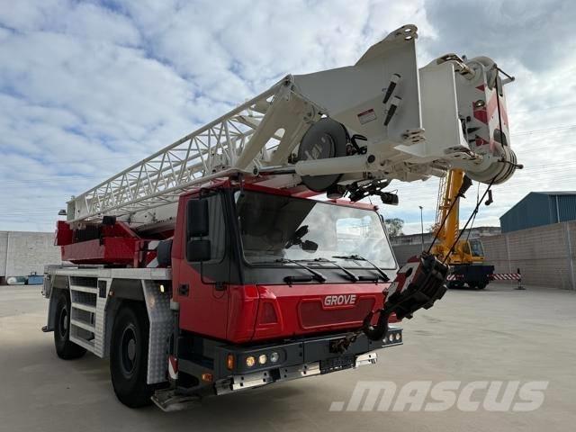 Grove GMK 2035 E Gru per tutti i terreni