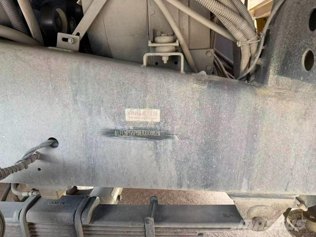 Sany STC800 E5 Gru per tutti i terreni