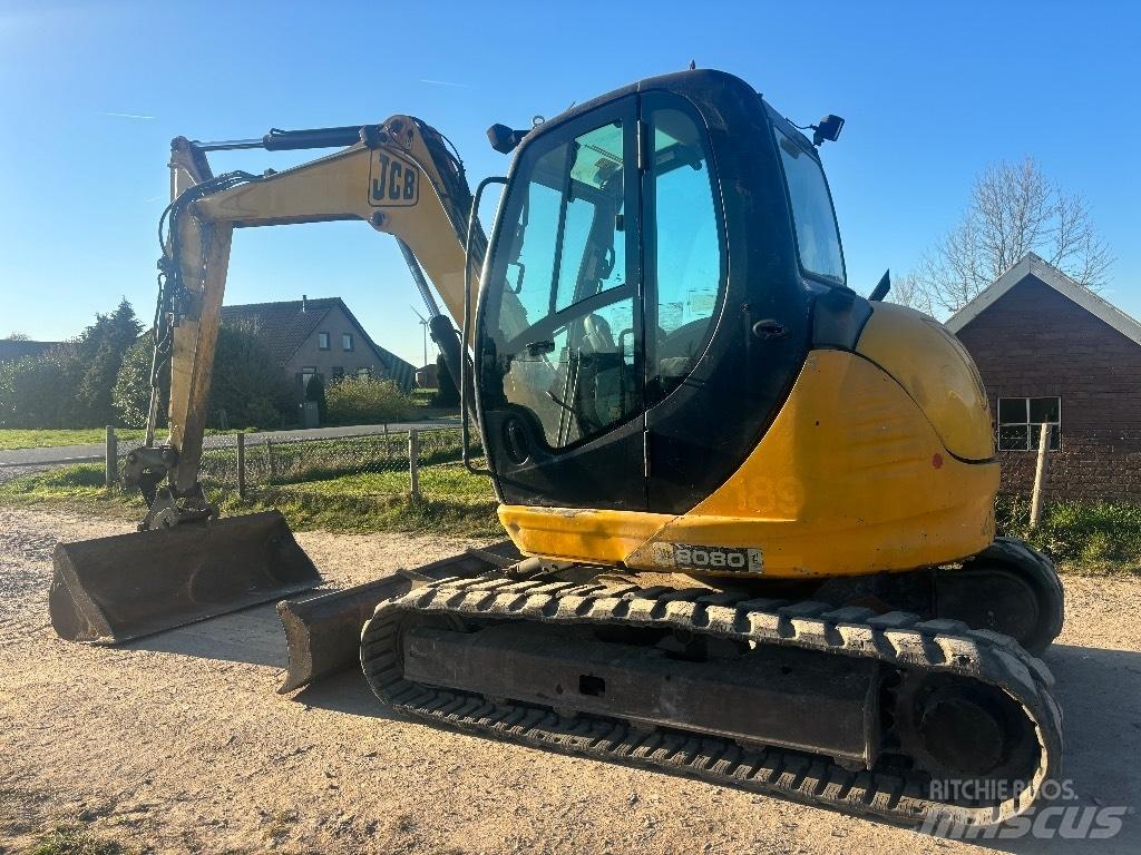 JCB 8080 Escavatori medi 7t - 12t