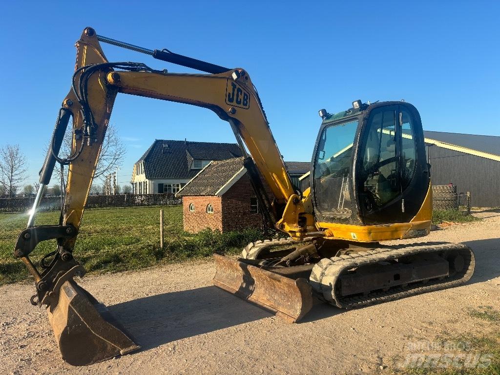 JCB 8080 Escavatori medi 7t - 12t