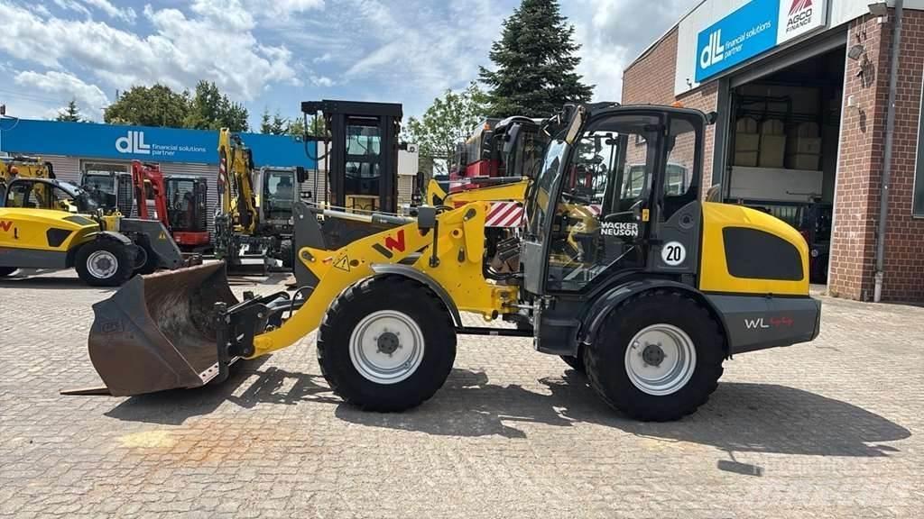 Wacker Neuson WL44 Pale gommate