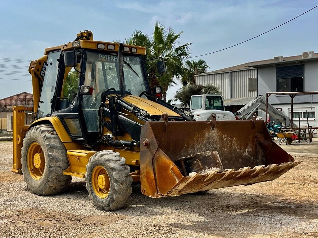 CAT 438 C Terne