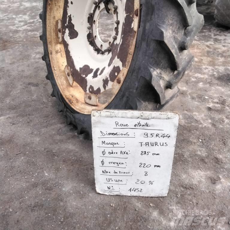 Taurus 9.5R44 Pneumatici, ruote e cerchioni