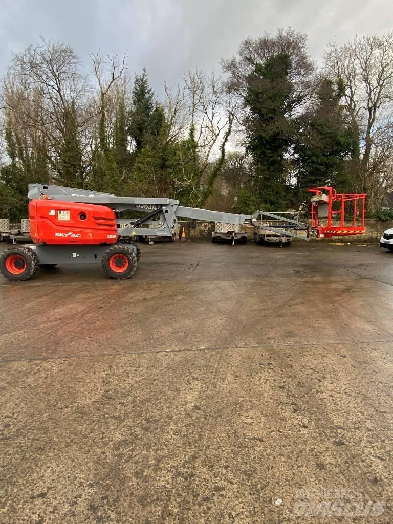 SkyJack SJ 63 AJ Piattaforme a braccio articolato