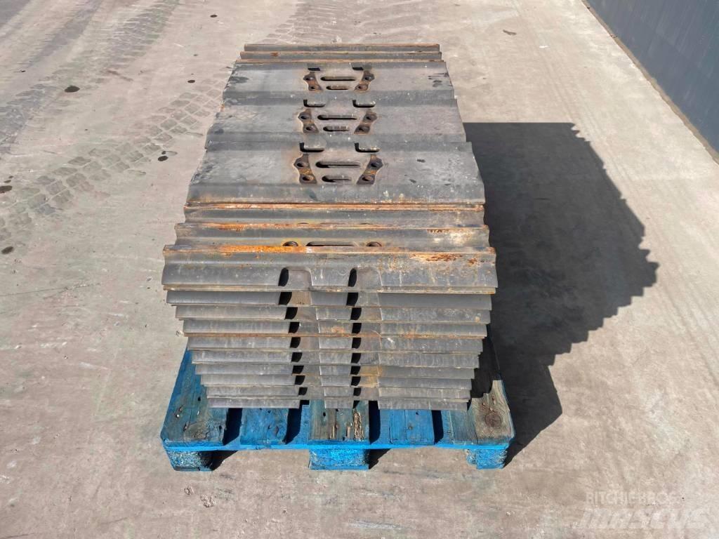JCB JS240 Catene, cingoli e sottocarro