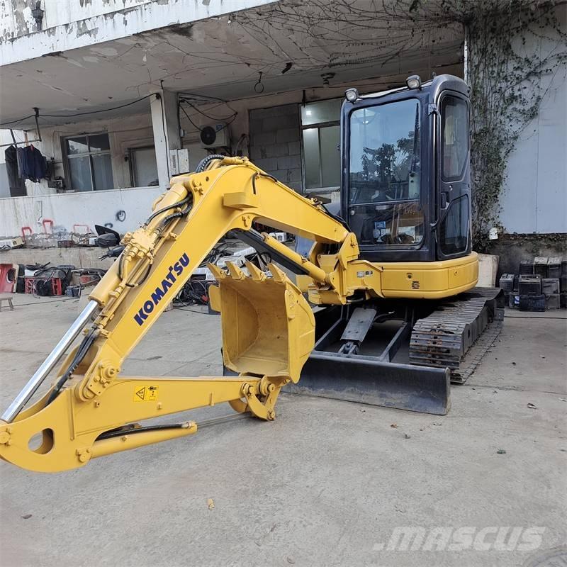 Komatsu PC 40 Miniescavatori