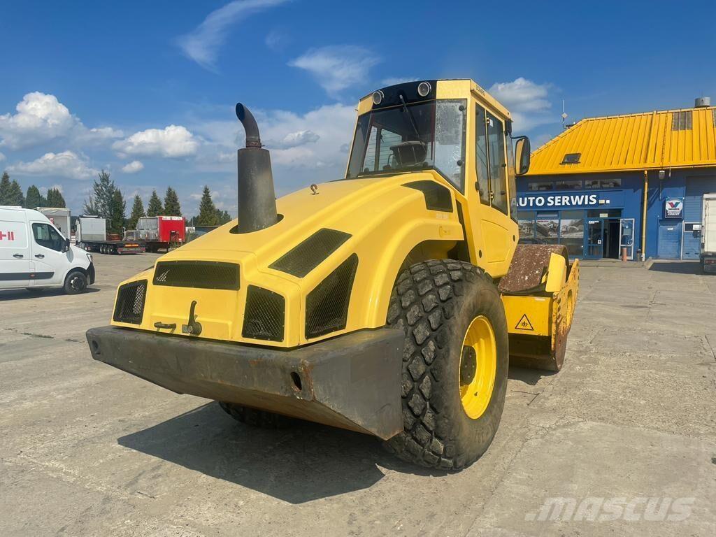 Bomag BW213 DH-4 Rulli monotamburo