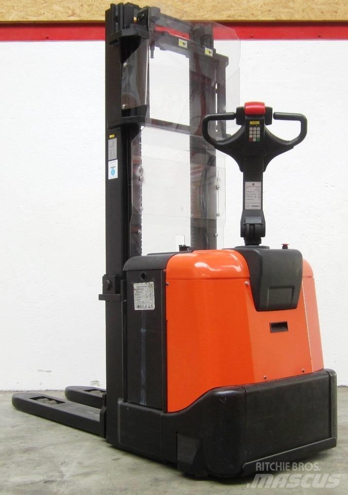 BT SPE 200 Transpallet uomo a terra
