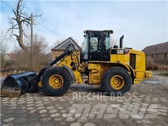 CAT 930 H Pale gommate