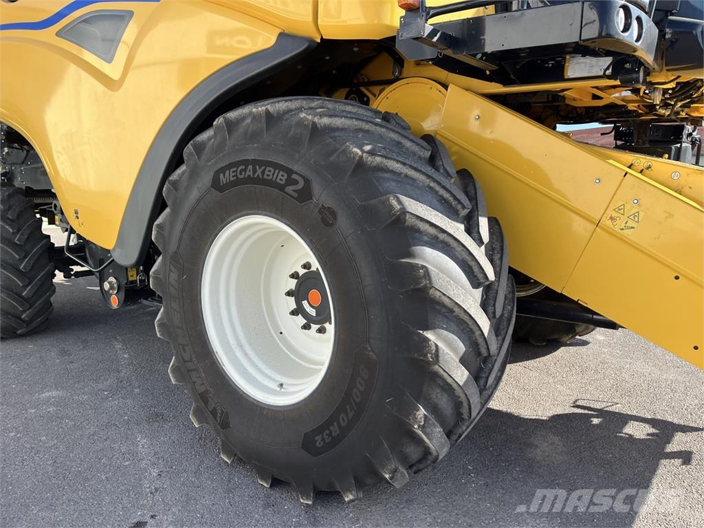 New Holland CX8.70 Mietitrebbiatrici