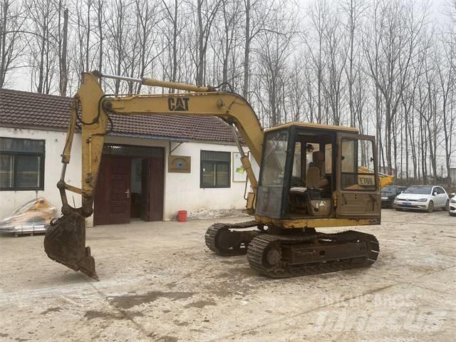 CAT E70B Escavatori cingolati