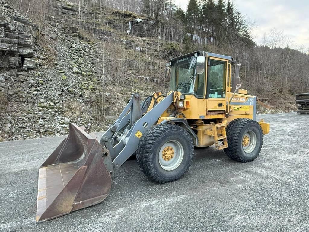 Volvo L 50 B Pale gommate