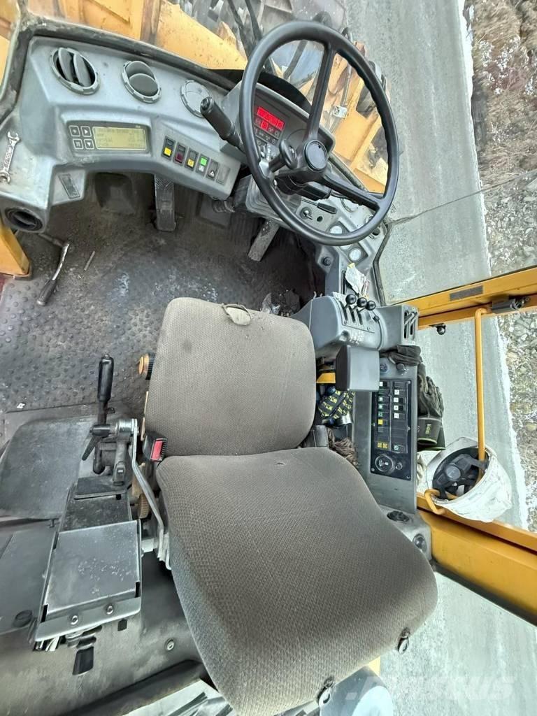 Volvo L 50 B Pale gommate