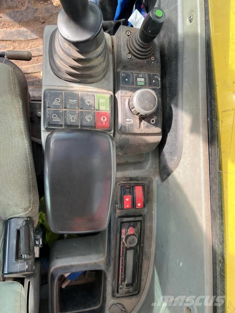 Neuson EZ 80 Escavatori medi 7t - 12t