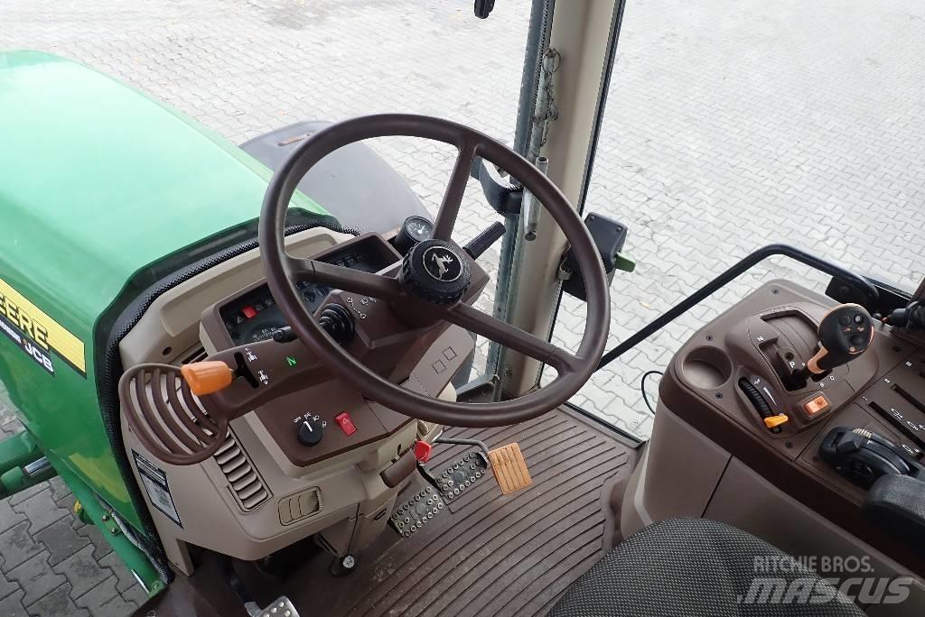 John Deere 6820 Trattori