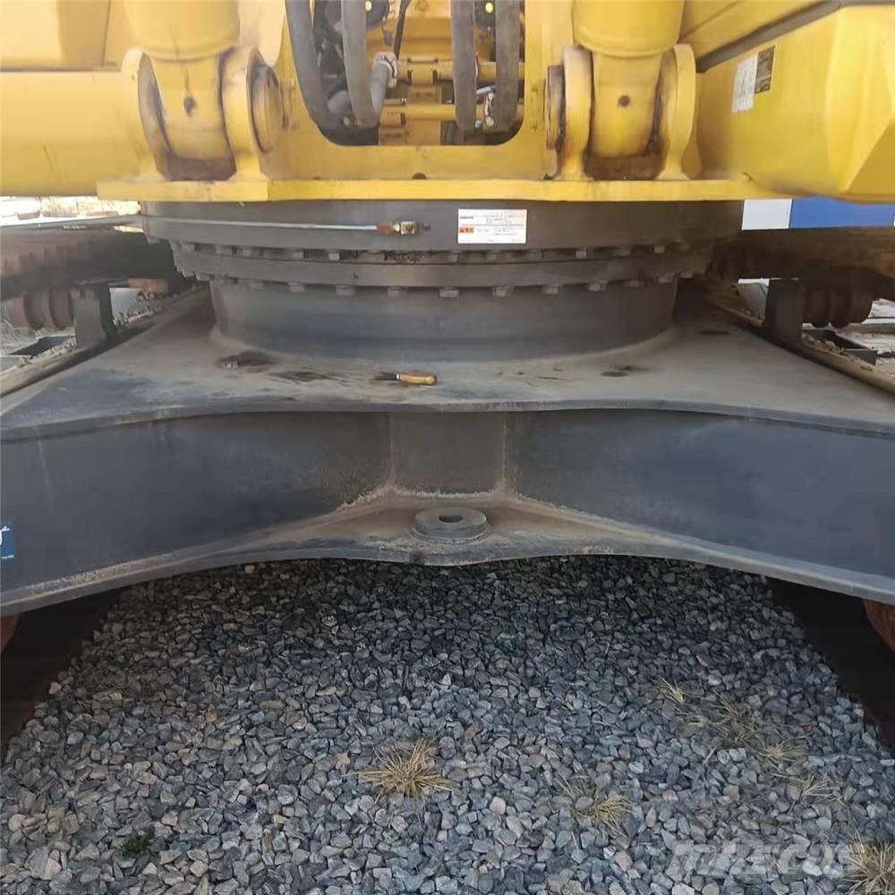 Komatsu PC360-7 Escavatori cingolati