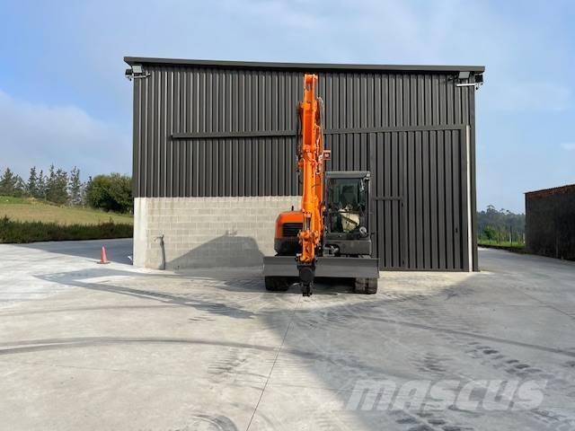 Doosan 85 Escavatori medi 7t - 12t