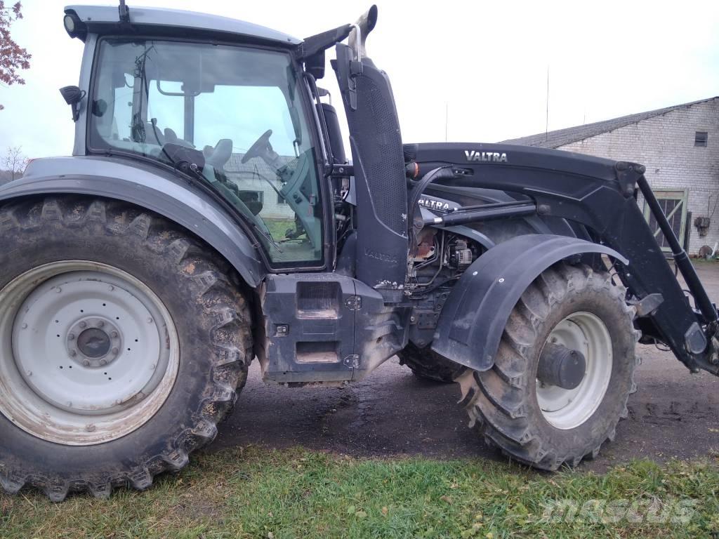 Valtra T 234 V Trattori
